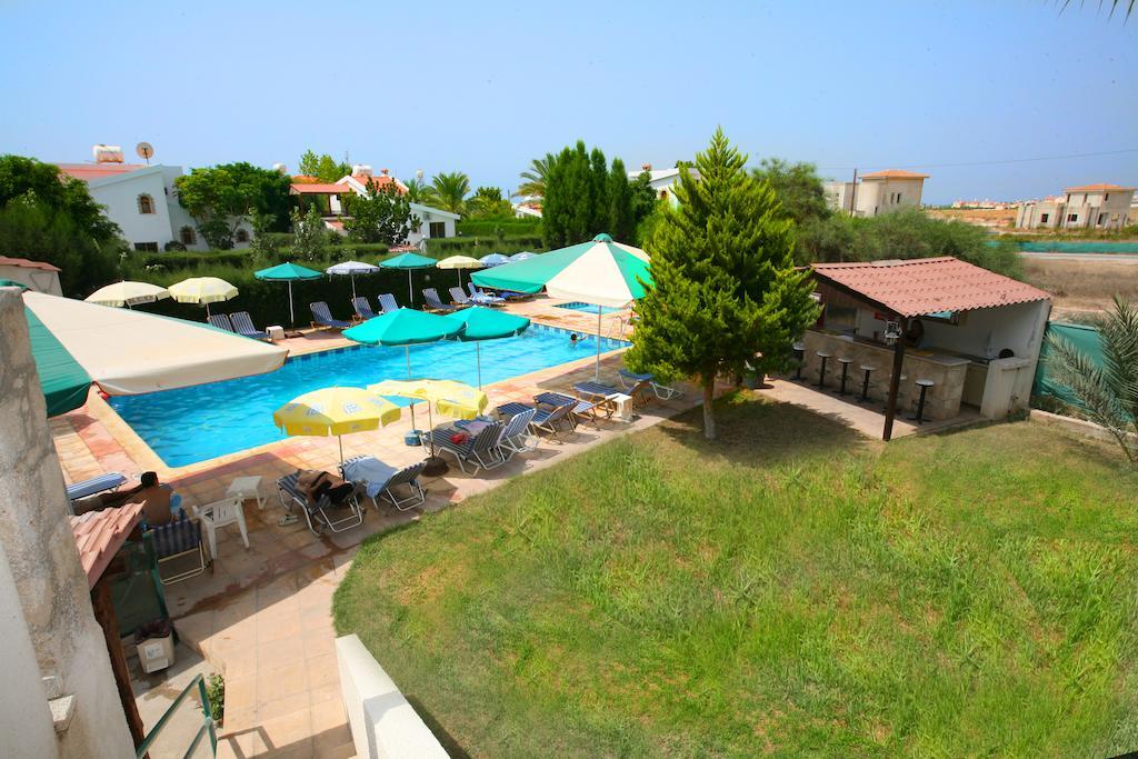 Hotel de apartamente Petsas 3*